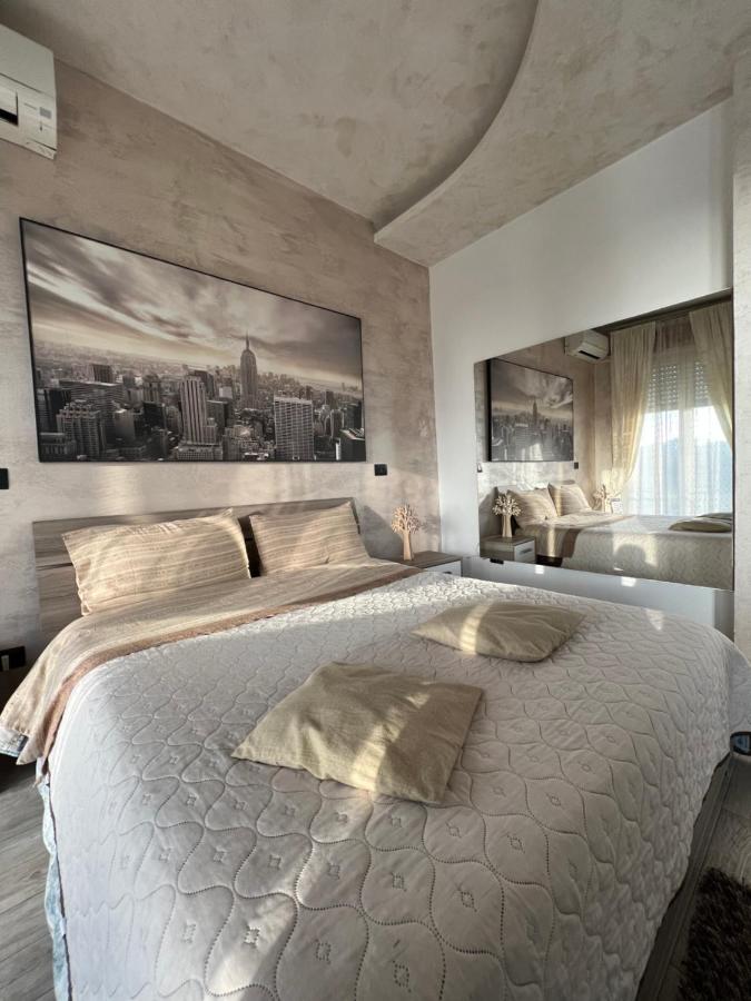 Suite Sami Catania Luaran gambar